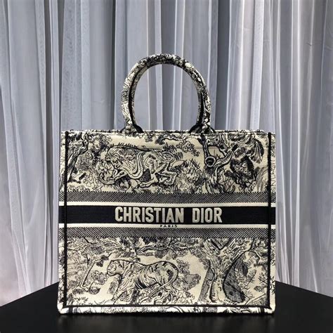 knock off Christian Dior bag